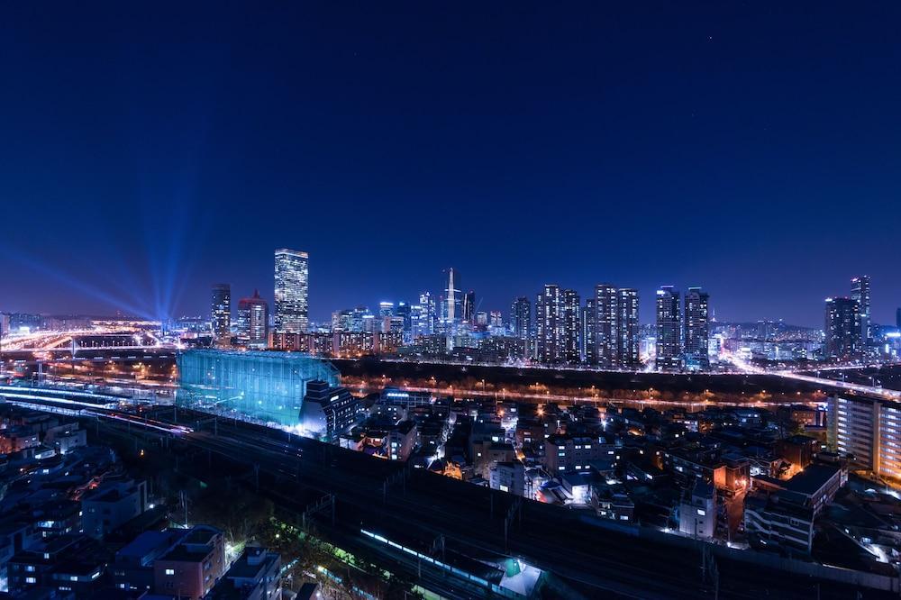 Benikea Premier Hotel Yeouido Сеул Екстериор снимка